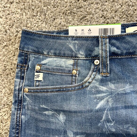 Seven7 Womens Weekend Short Floral Print Denim Size 10 Fray Hem Comfort Stretch - Picture 3 of 8